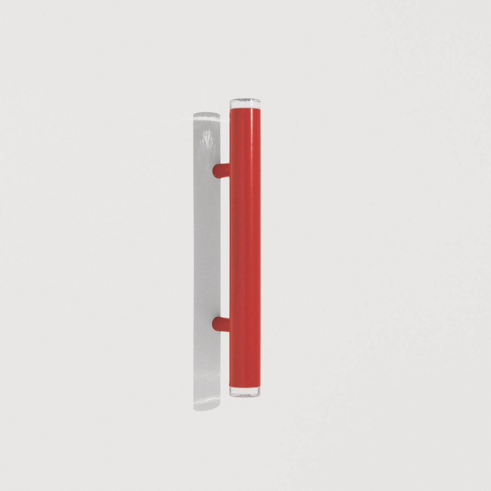 Petite Friture :: Lampa ścienna / kinkiet Pyl wys. 75 cm czerwony
