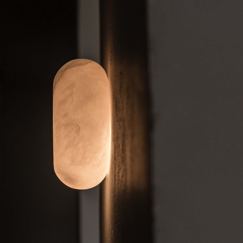 Embassy Interiors :: Lampa ścienna / kinkiet Alkione śr. 15 cm biały alabaster