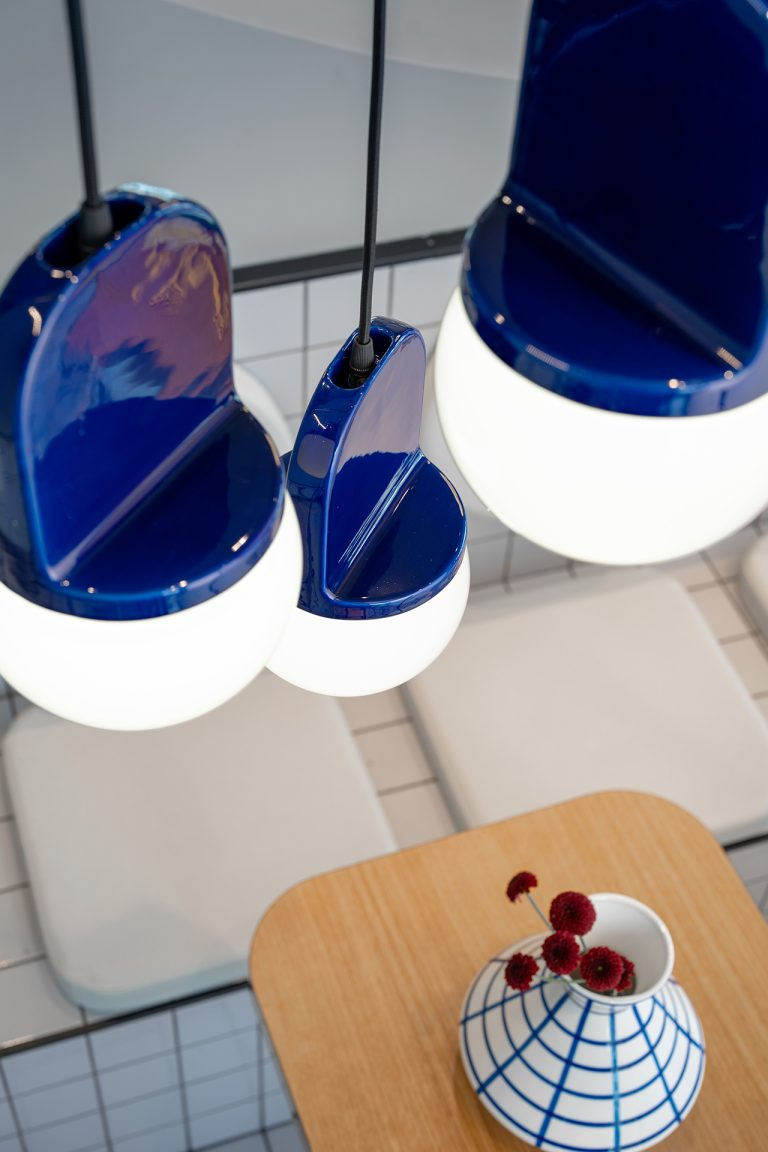 Ferroluce :: Lampa wisząca Habea śr. 16 cm niebieska