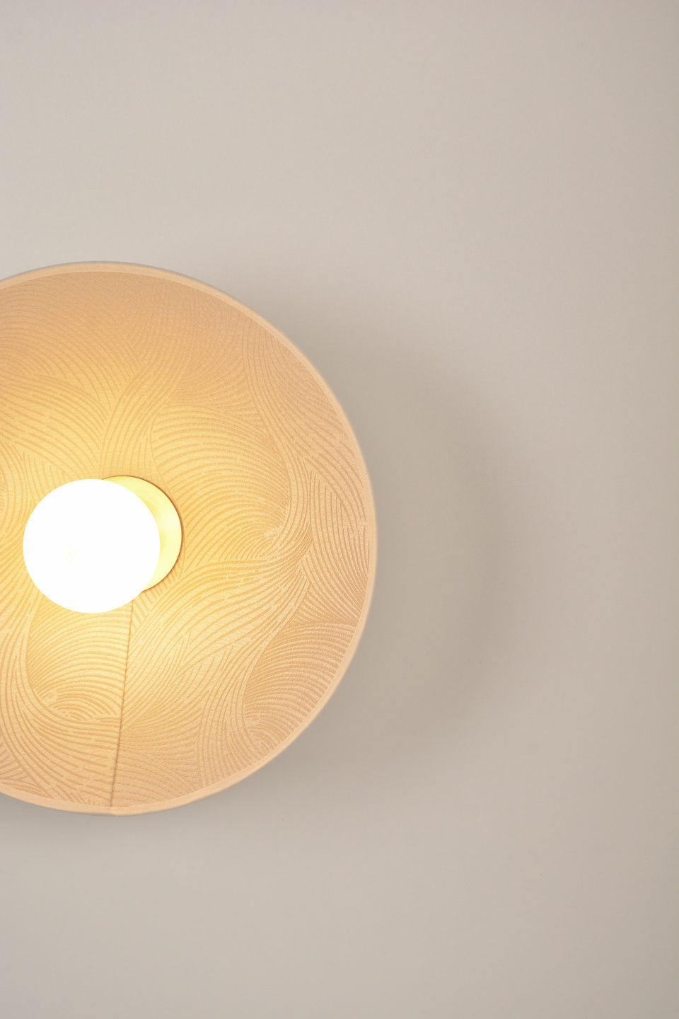 Market Set :: Lampa ścienna / kinkiet Gatsby śr. 40 cm kremowy