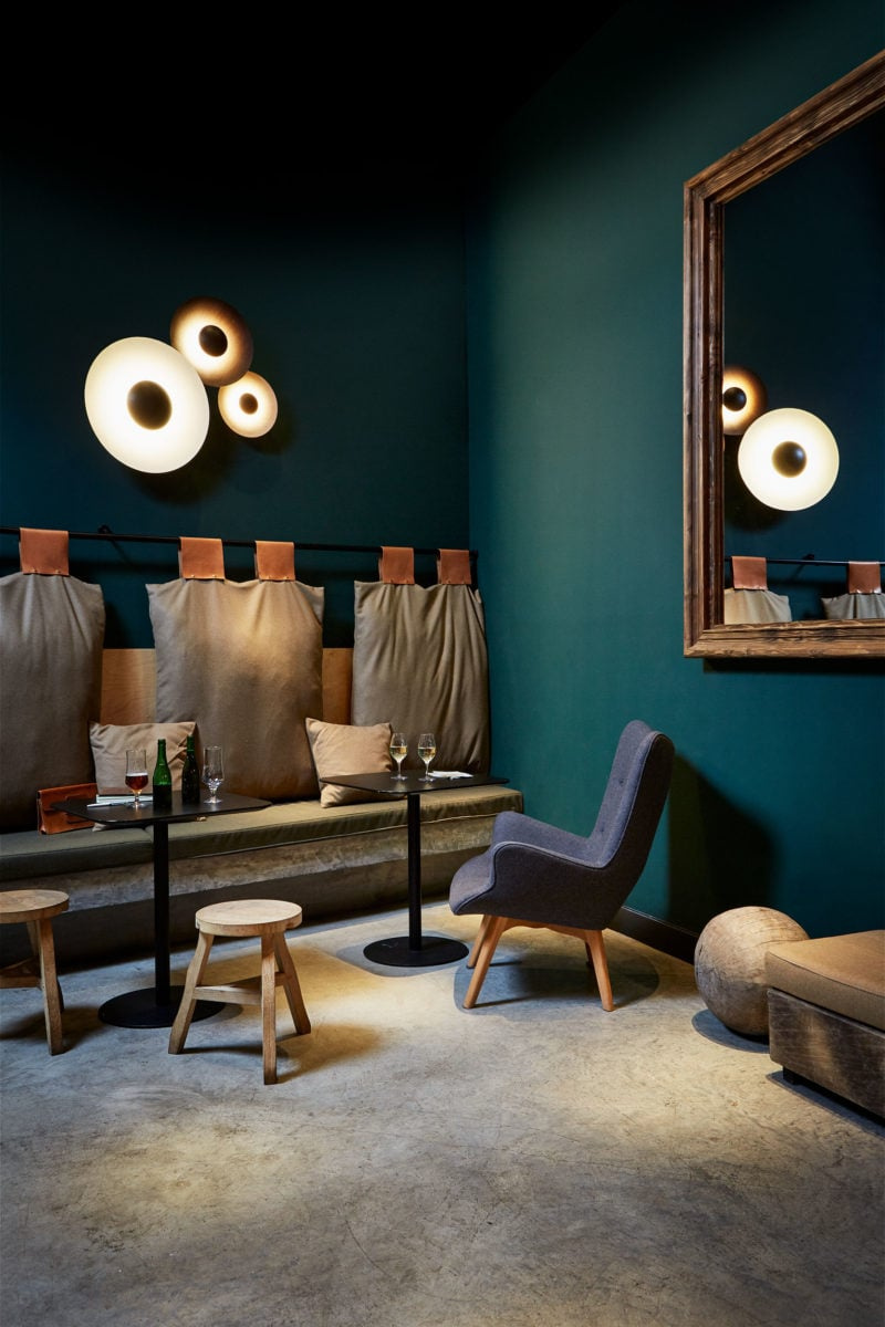 Marset :: Kinkiet / lampa ścienna Ginger śr. 32 cm dębowa