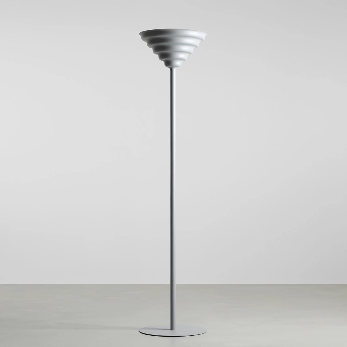 Artera :: Lampa podłogowa Fala L wys. 154 cm szara