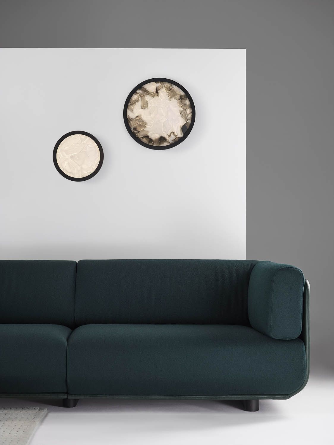 Brokis :: Lampa ścienna / Kinkiet Convex śr. 30 cm transparentna