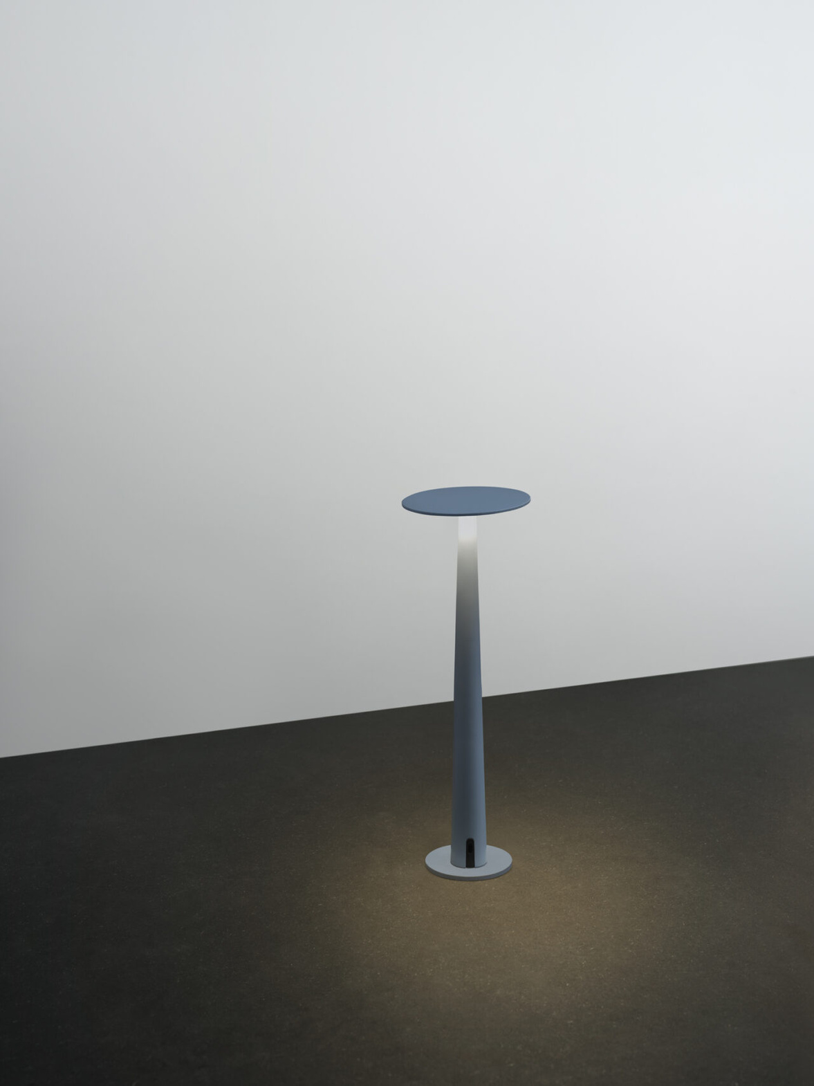 Nemo Lighting :: Lampa stołowa Portofino wys. 30,5 cm czarna / marmurowa podstawa