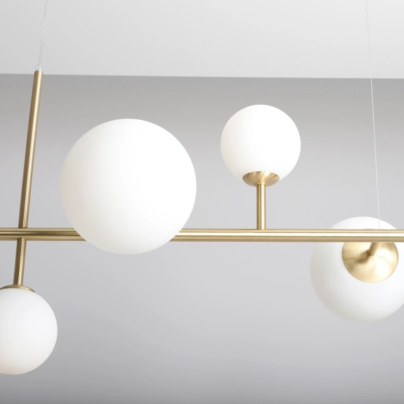 Artera :: Lampa wisząca Dione 6 szer. 130 cm złota / mleczny klosz
