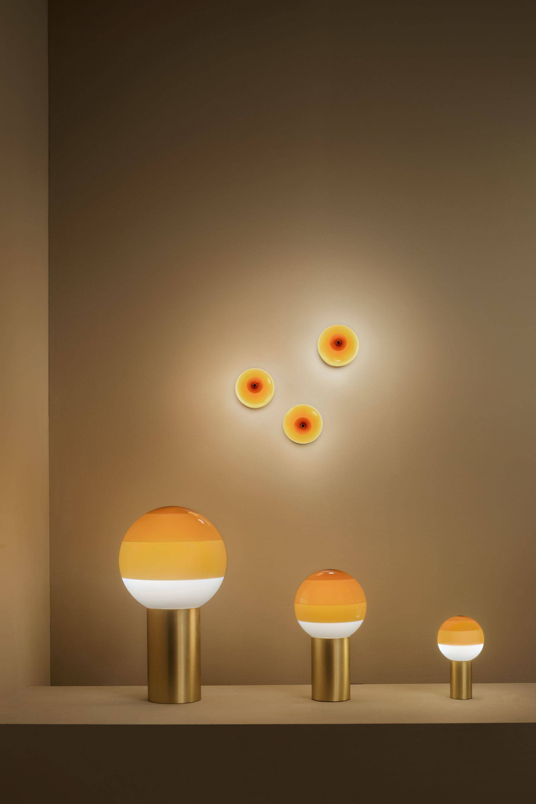 Marset :: Lampa stołowa Dipping light wys. 36 cm różowa