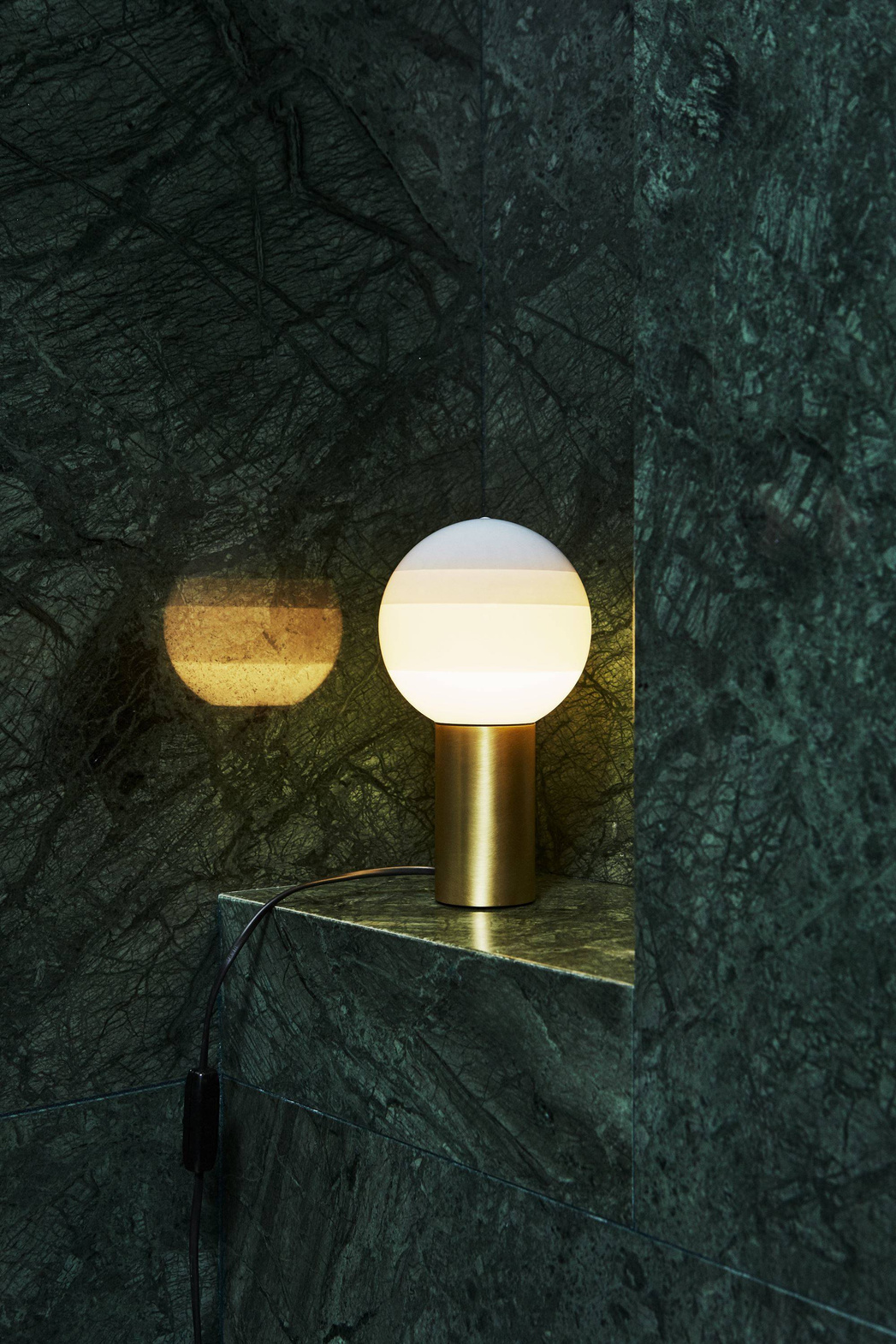 Marset :: Lampa stołowa Dipping light wys. 36 cm różowa