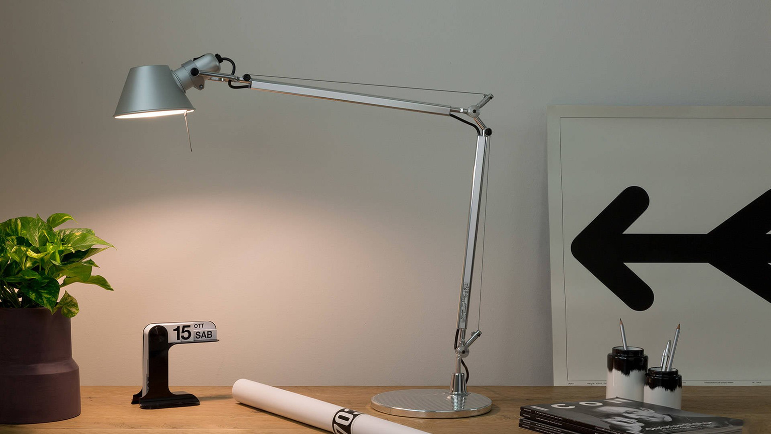 Artemide :: Lampa biurkowa Tolomeo Mini srebrna wys. 54 cm