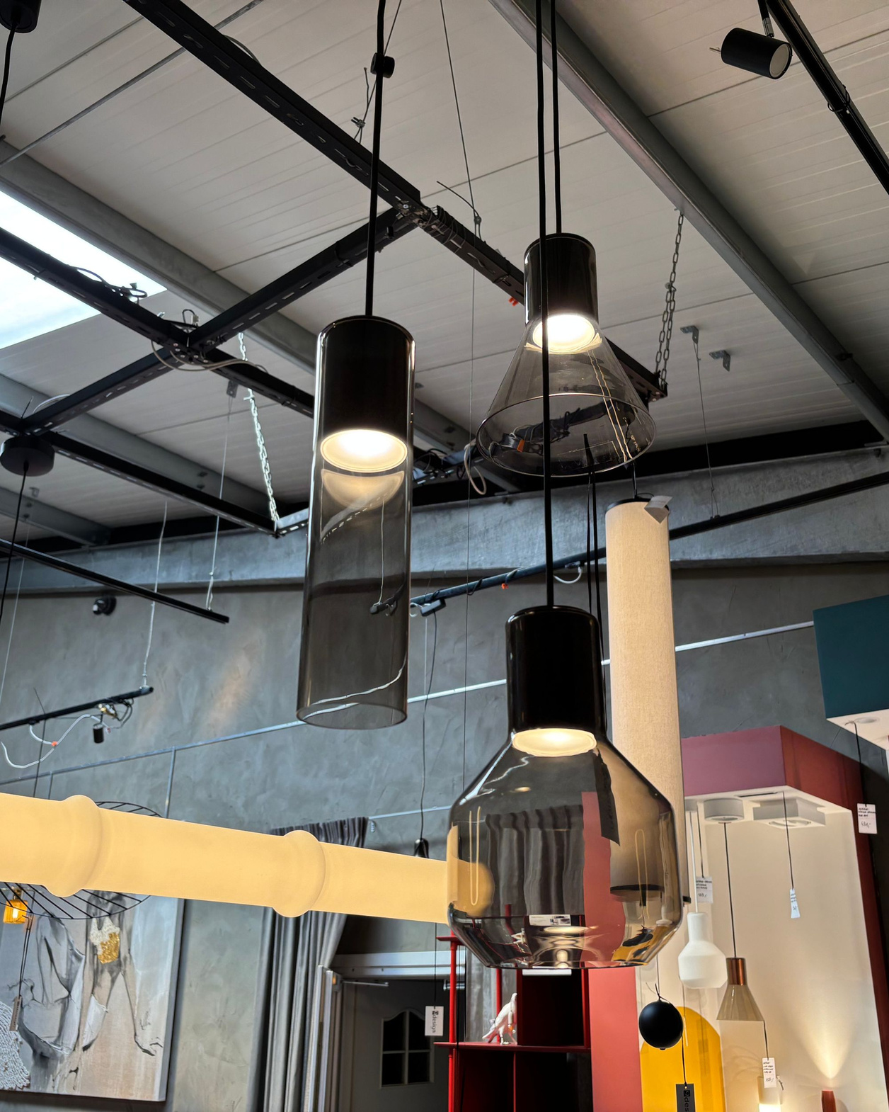 Z ekspozycji -  Aqform :: Lampa wisząca Modern Glass 3 klosze