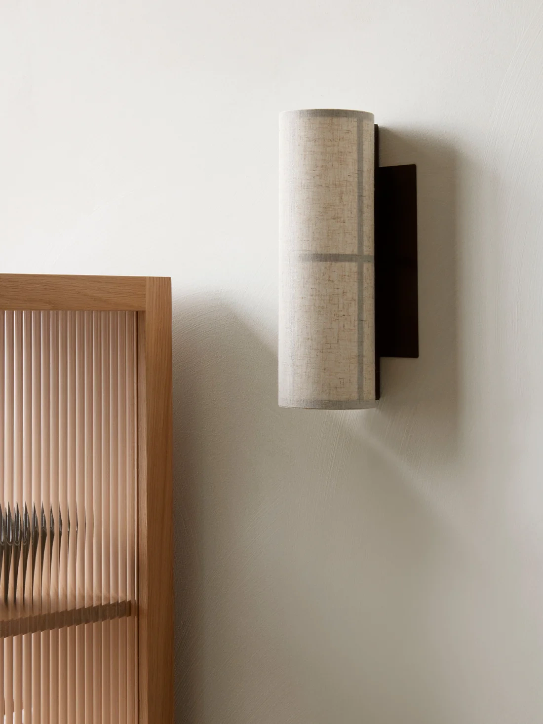 Audo Copenhagen :: Lampa ścienna Hashira