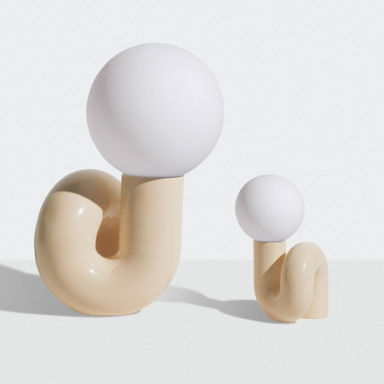 Petite friture :: Lampa stołowa Neotenic rozm. S wys. 26 cm beżowa