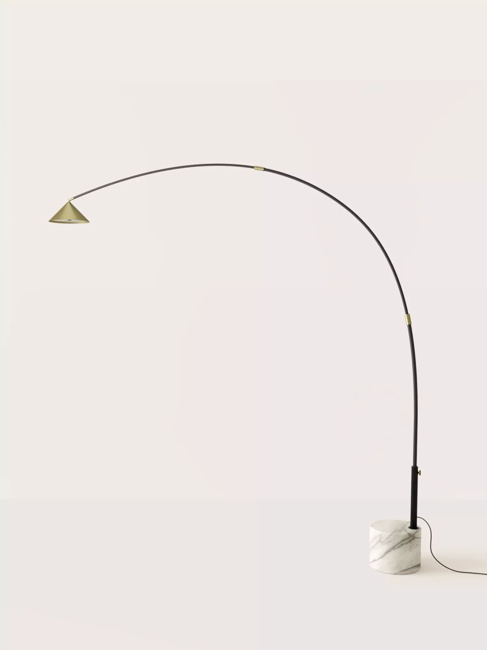 Aromas ::  Lampa podłogowa Hinoo wys. 200.3 cm złota