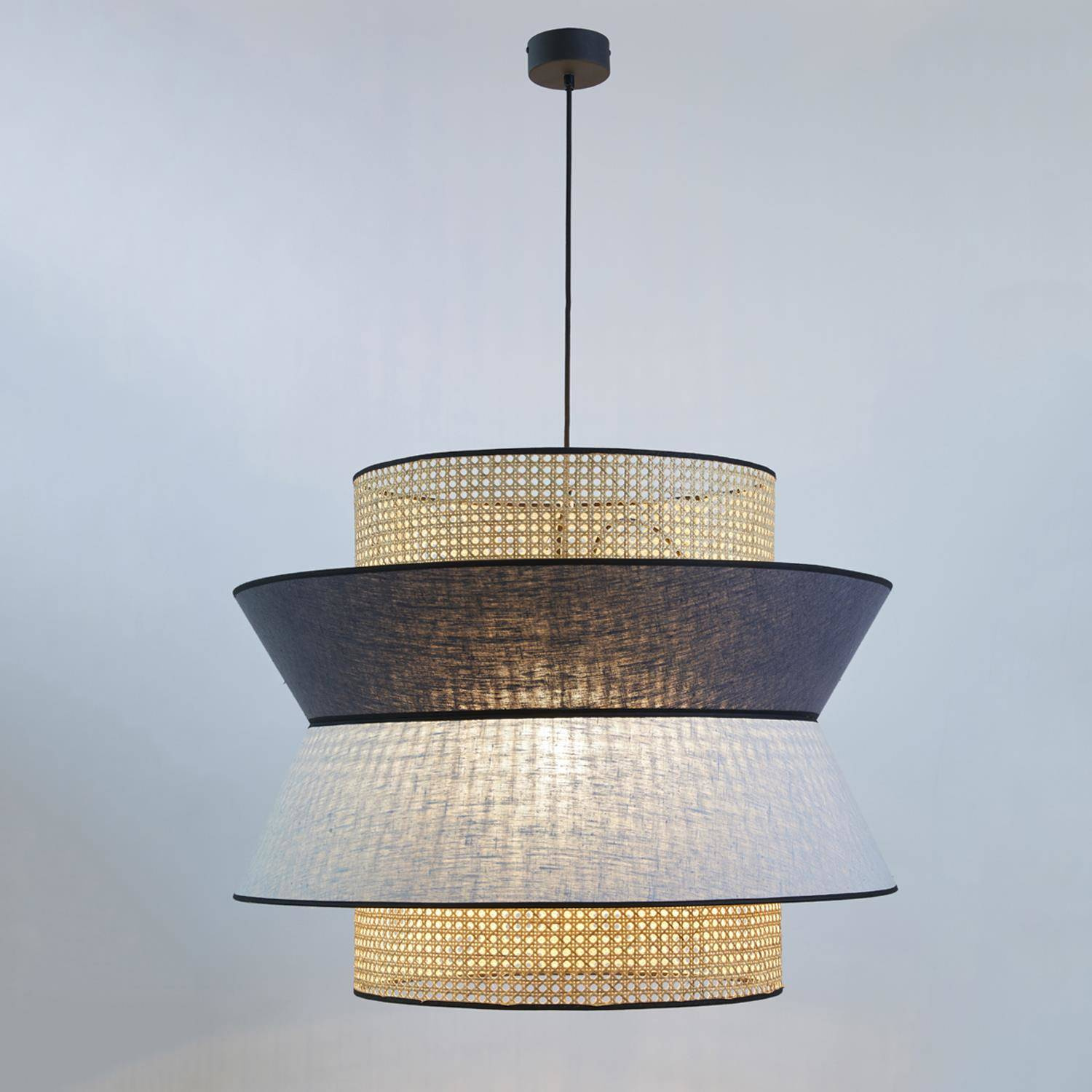 Market Set :: Lampa wisząca Singapour szaro-biała rozm. XXL śr. 78 cm