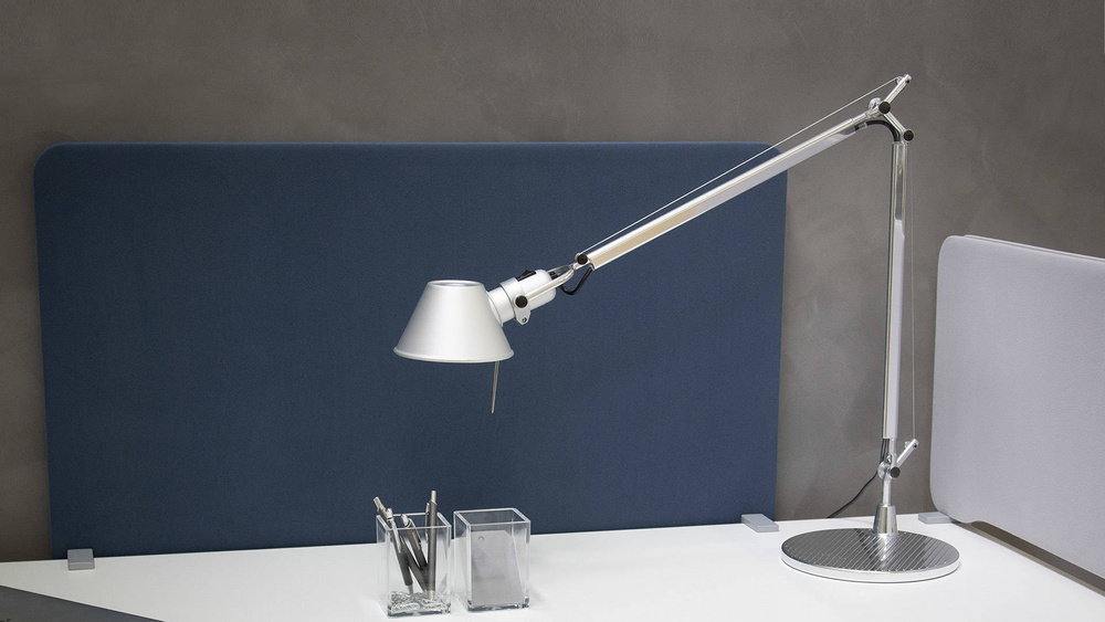 Artemide :: Lampa biurkowa Tolomeo Mini srebrna wys. 54 cm