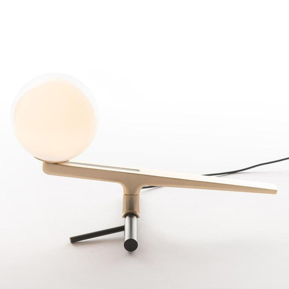 Artemide :: Lampa stołowa Yanzi mosiężna wys. 16,3 cm