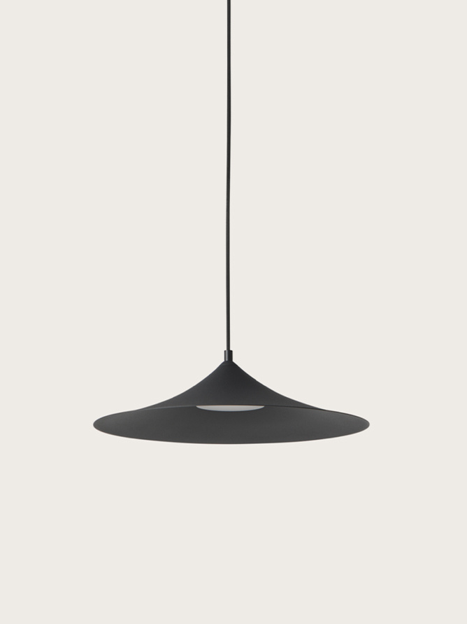 Aromas :: Lampa wisząca Hat śr. 40 cm czarna 