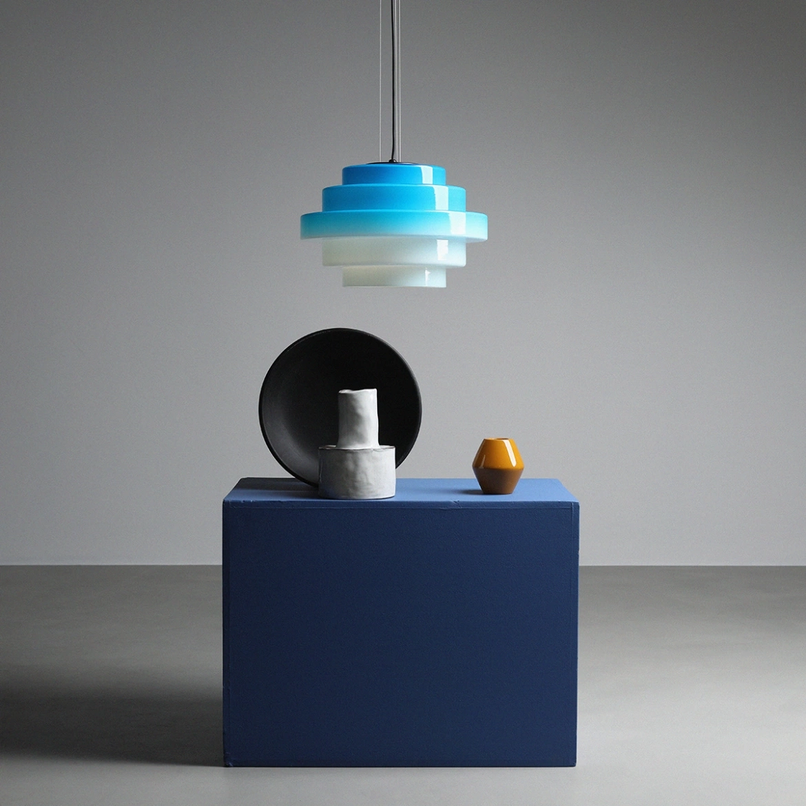 Artera :: Lampa wisząca Filo Jelly śr. 36 cm niebieska