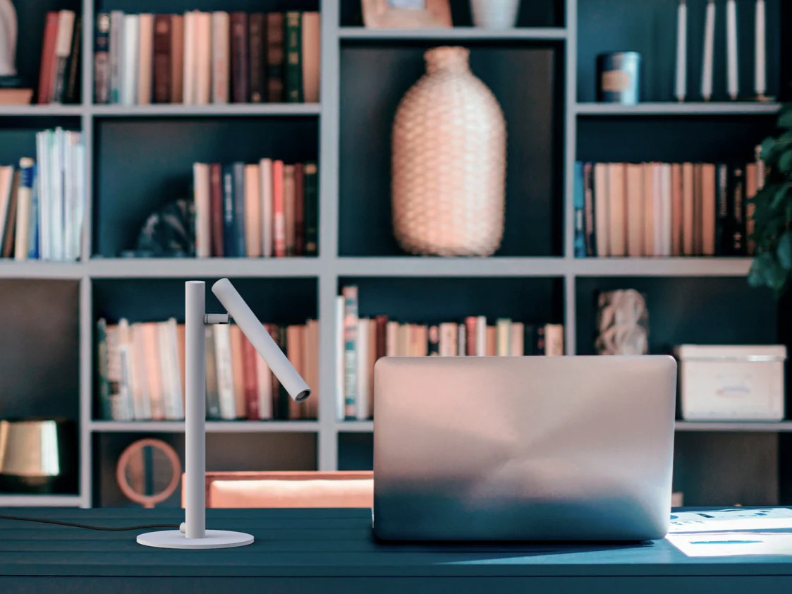 Robin :: Lampa stołowa Rui wys. 36,6 cm biała