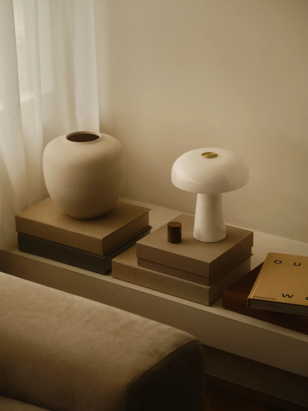 Design For The People :: Lampa stołowa Glossy Mini biała 