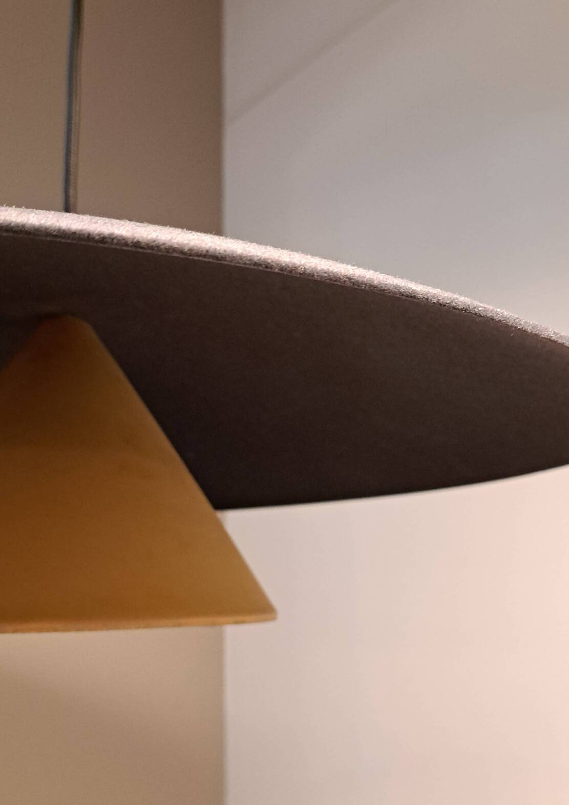 LOFTLIGHT :: Lampa wisząca Olemi Concrete Velvet śr. 60 cm antracytowo-żółta