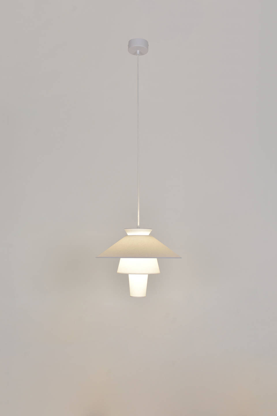 Market Set :: Lampa wisząca Ruche śr. 40 cm biała rozm. S