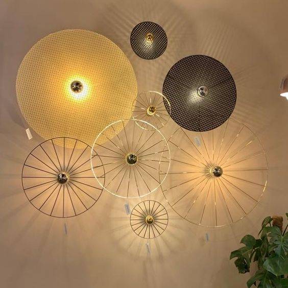 Aromas :: Lampa ścienna / kinkiet Wheel czarny śr. 30 - 90 cm / dostępne inne kolory