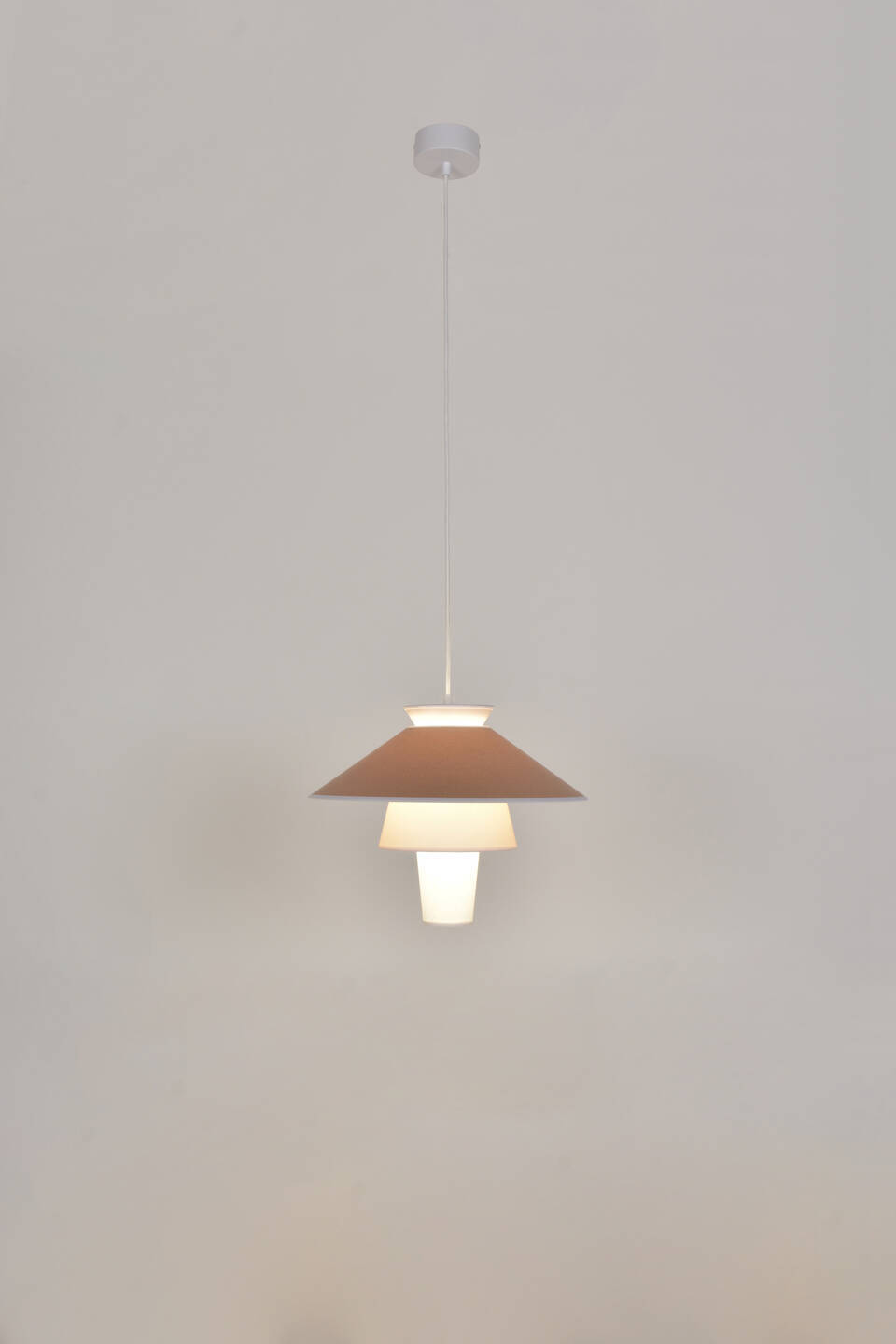 Market Set :: Lampa wisząca Ruche śr. 40 cm różowa rozm. S