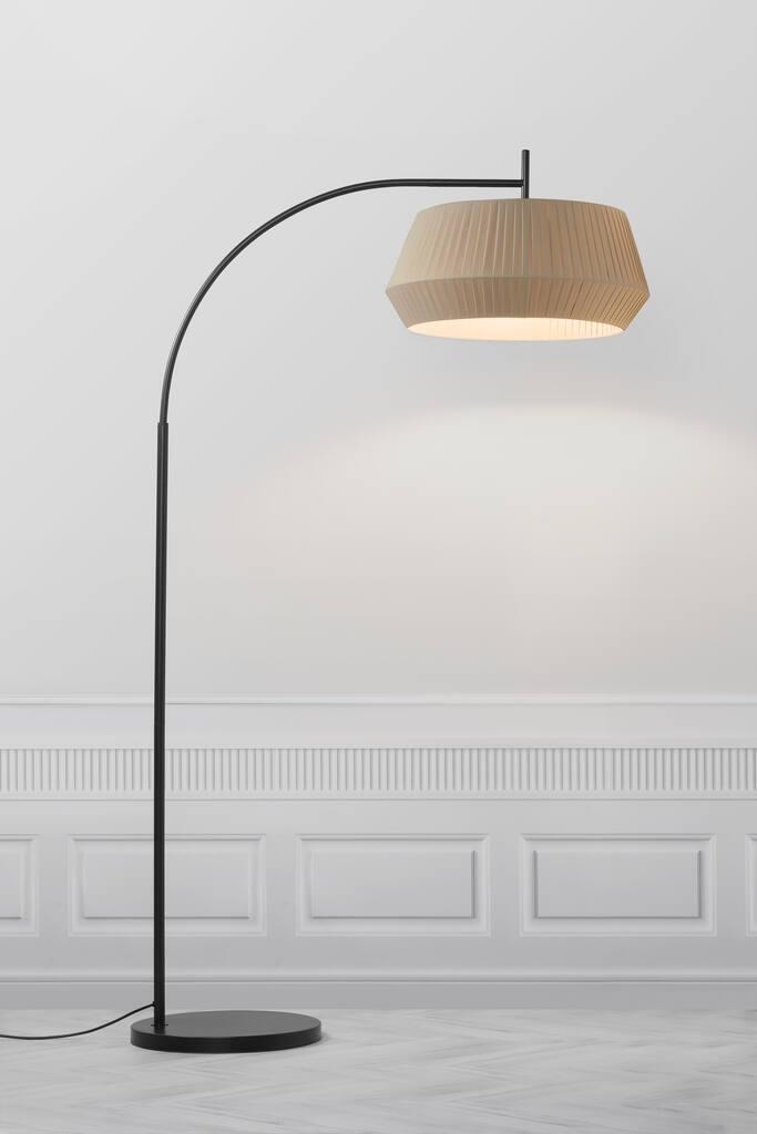 Nordlux :: Lampa podłogowa Dicte beżowo-czarna wys. 180 cm