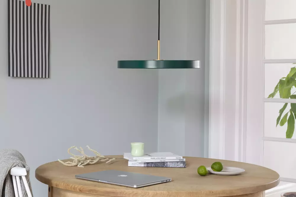 Umage  ::  Lampa wisząca Asteria Pearl zielona śr. 43 cm